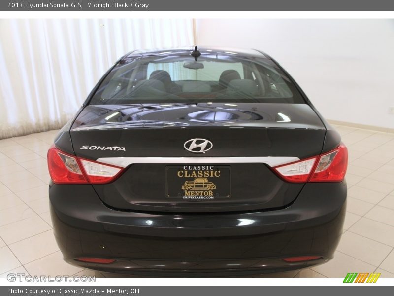 Midnight Black / Gray 2013 Hyundai Sonata GLS
