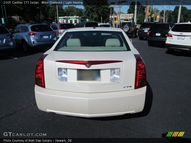 White Diamond / Light Neutral 2005 Cadillac CTS Sedan