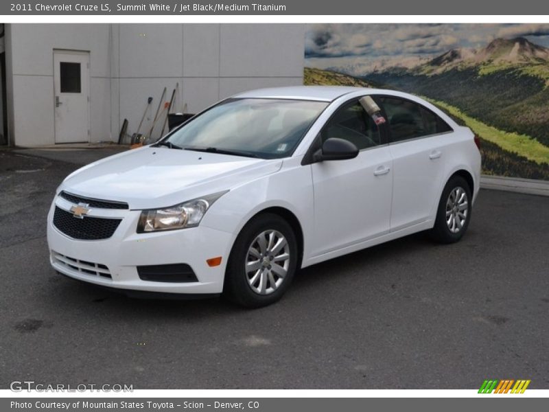 Summit White / Jet Black/Medium Titanium 2011 Chevrolet Cruze LS