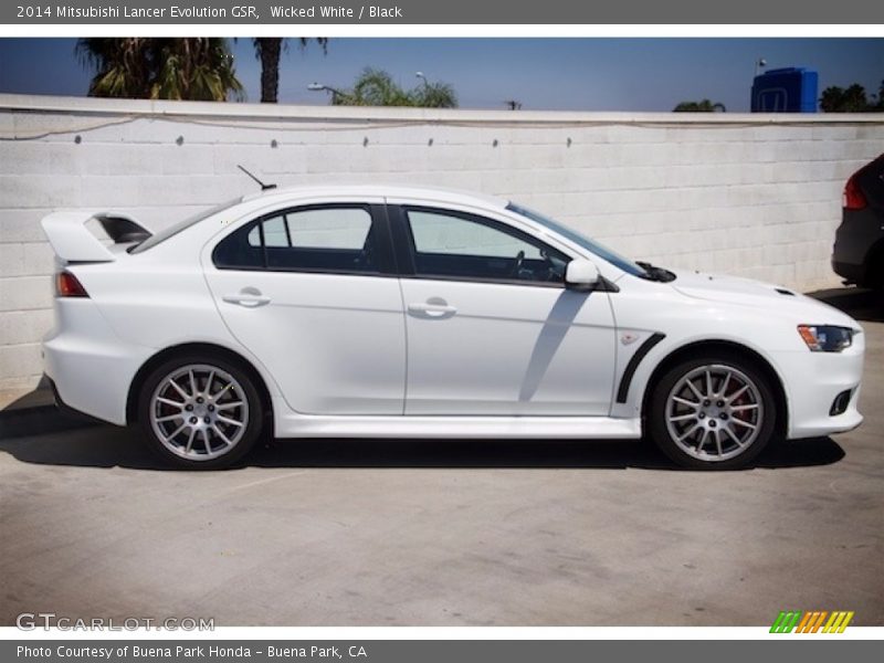 Wicked White / Black 2014 Mitsubishi Lancer Evolution GSR