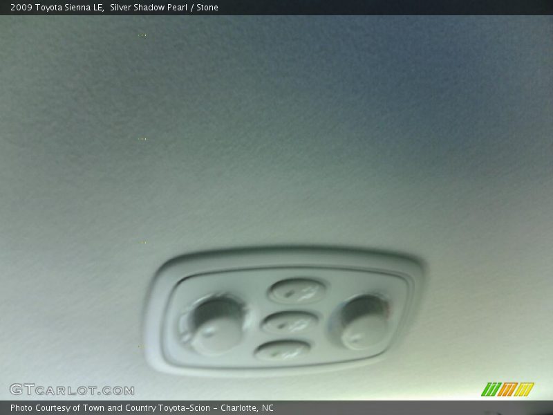Silver Shadow Pearl / Stone 2009 Toyota Sienna LE