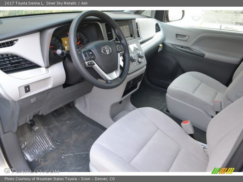  2017 Sienna L Ash Interior
