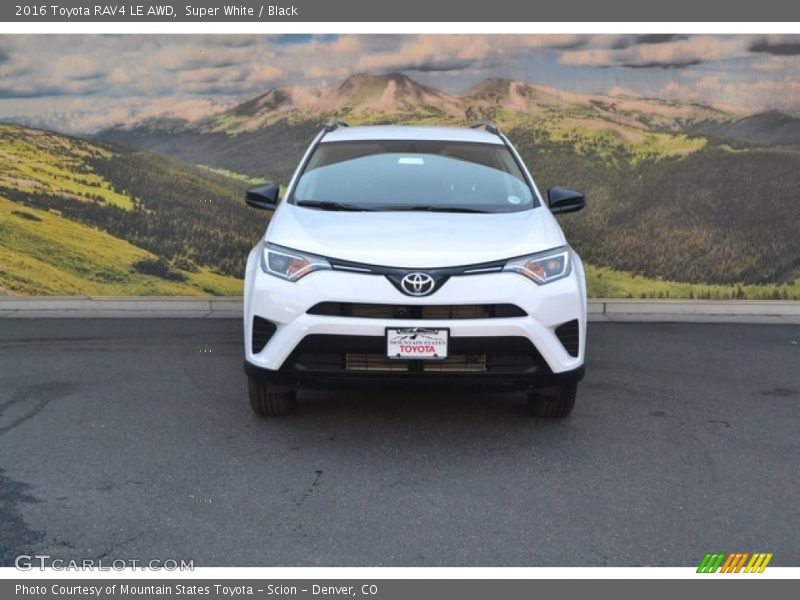 Super White / Black 2016 Toyota RAV4 LE AWD
