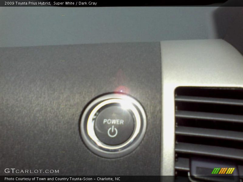 Super White / Dark Gray 2009 Toyota Prius Hybrid