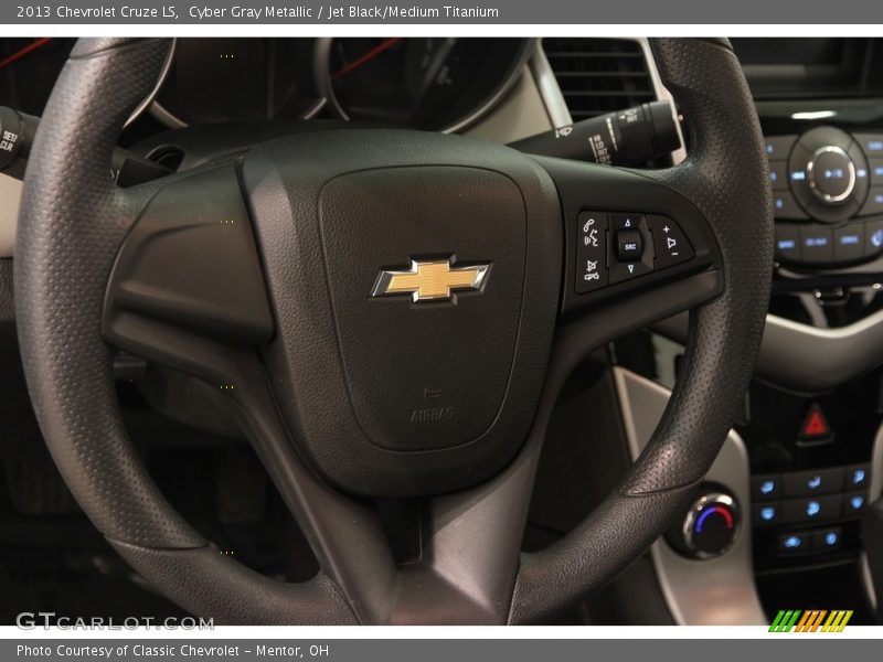 Cyber Gray Metallic / Jet Black/Medium Titanium 2013 Chevrolet Cruze LS