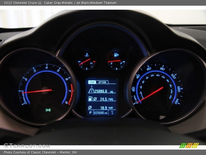 Cyber Gray Metallic / Jet Black/Medium Titanium 2013 Chevrolet Cruze LS