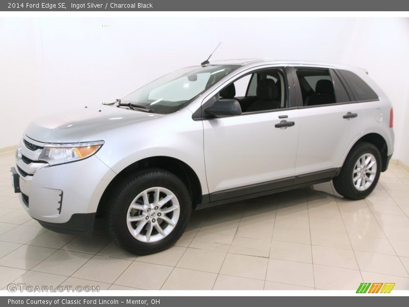 Ingot Silver / Charcoal Black 2014 Ford Edge SE
