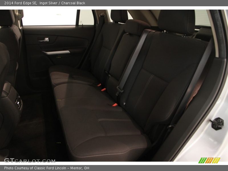 Ingot Silver / Charcoal Black 2014 Ford Edge SE