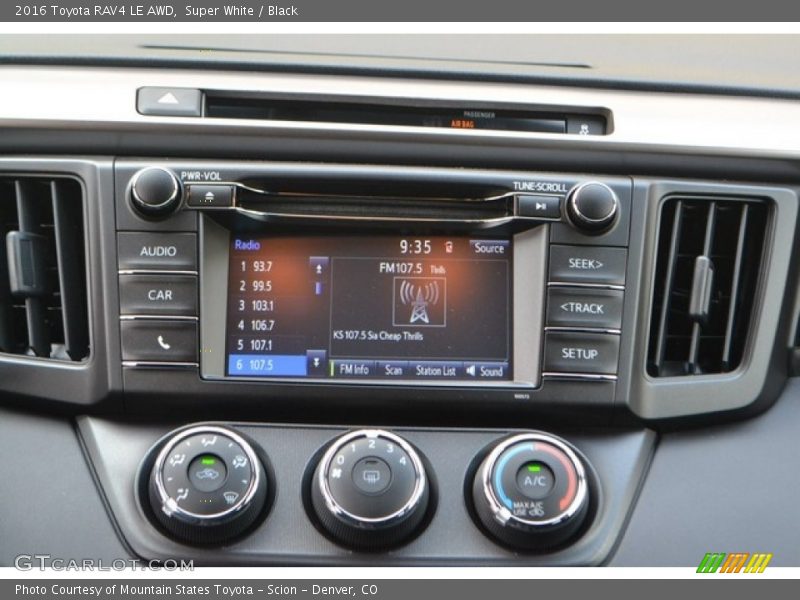 Super White / Black 2016 Toyota RAV4 LE AWD