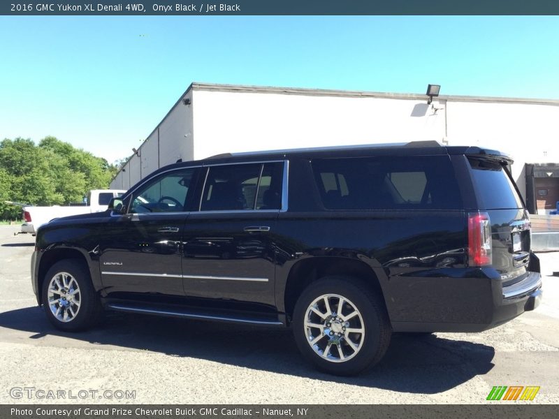 Onyx Black / Jet Black 2016 GMC Yukon XL Denali 4WD