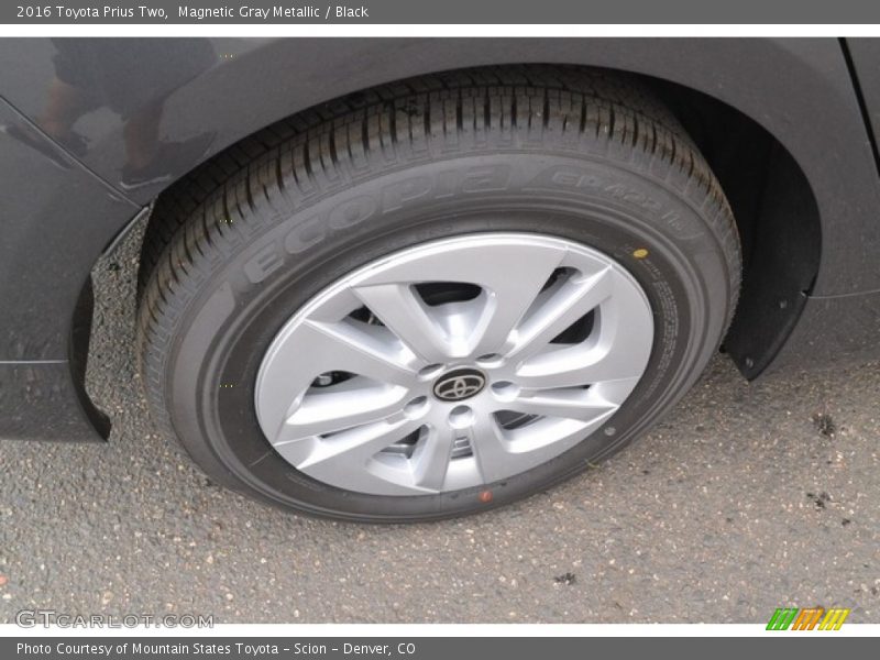 Magnetic Gray Metallic / Black 2016 Toyota Prius Two