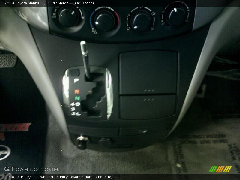 Silver Shadow Pearl / Stone 2009 Toyota Sienna LE