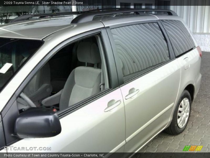 Silver Shadow Pearl / Stone 2009 Toyota Sienna LE