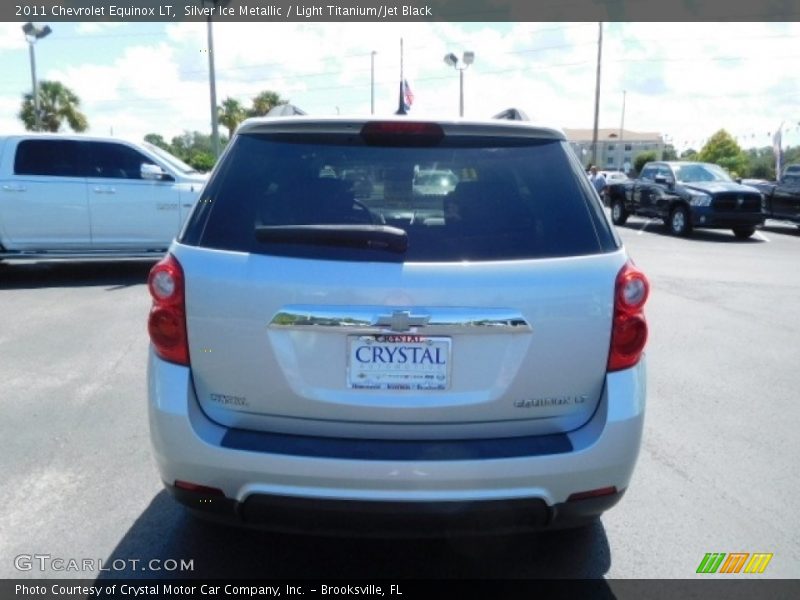 Silver Ice Metallic / Light Titanium/Jet Black 2011 Chevrolet Equinox LT