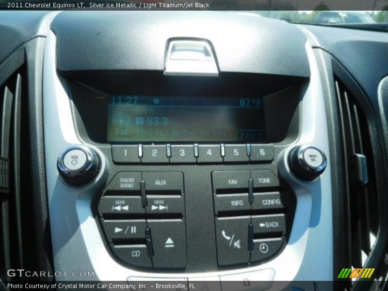 Silver Ice Metallic / Light Titanium/Jet Black 2011 Chevrolet Equinox LT