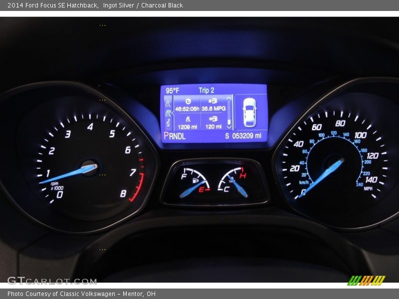Ingot Silver / Charcoal Black 2014 Ford Focus SE Hatchback