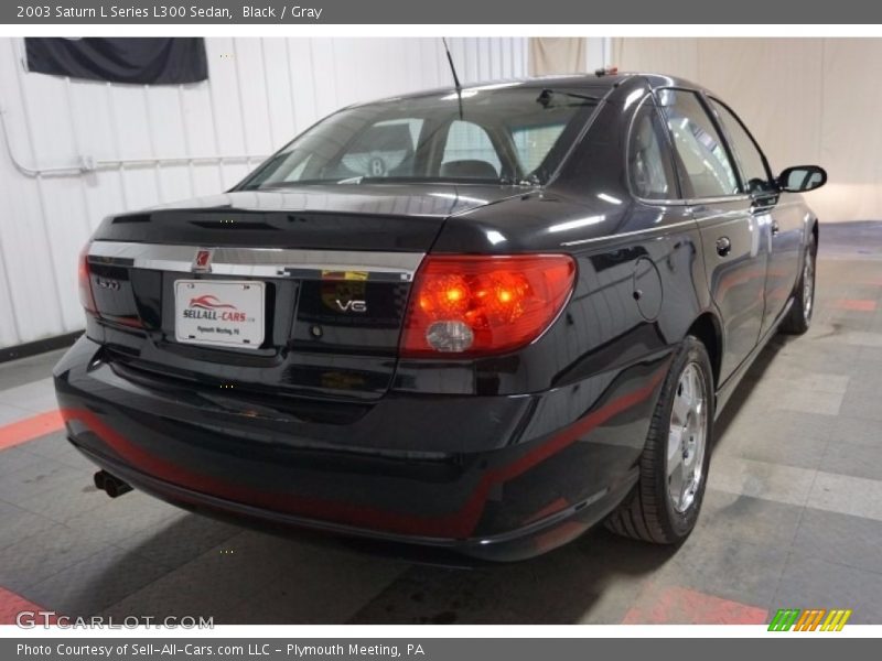 Black / Gray 2003 Saturn L Series L300 Sedan