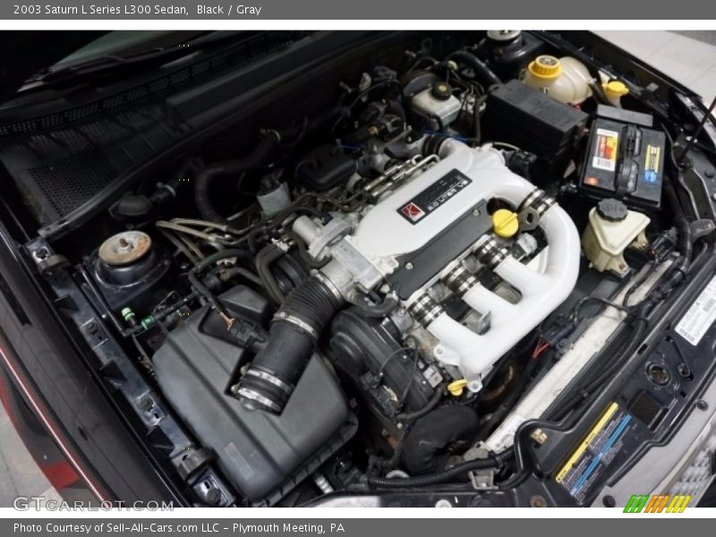 Black / Gray 2003 Saturn L Series L300 Sedan