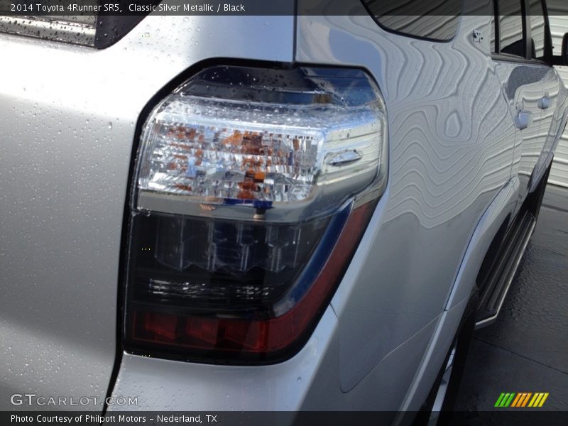 Classic Silver Metallic / Black 2014 Toyota 4Runner SR5