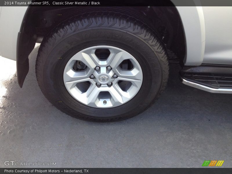 Classic Silver Metallic / Black 2014 Toyota 4Runner SR5