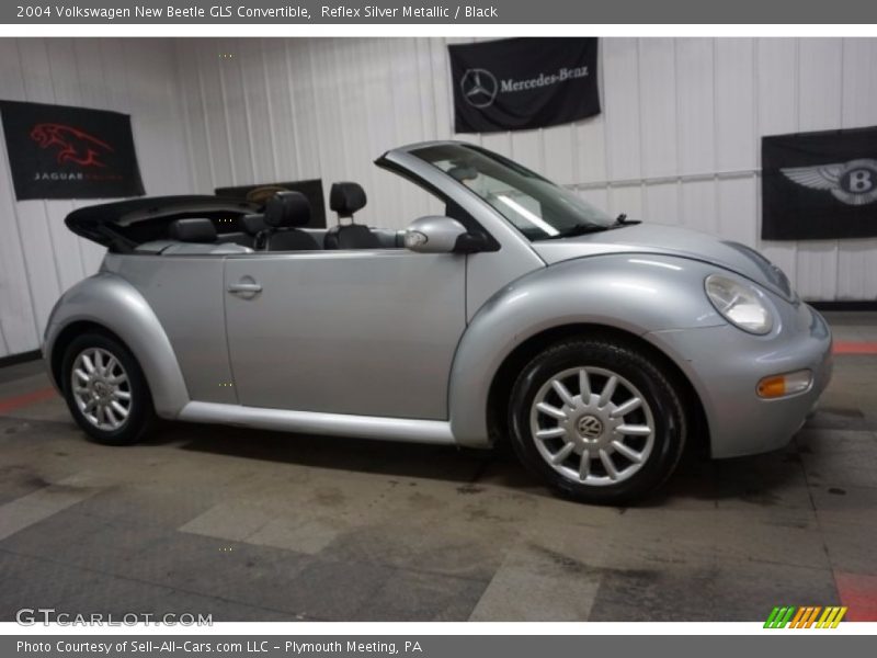 Reflex Silver Metallic / Black 2004 Volkswagen New Beetle GLS Convertible