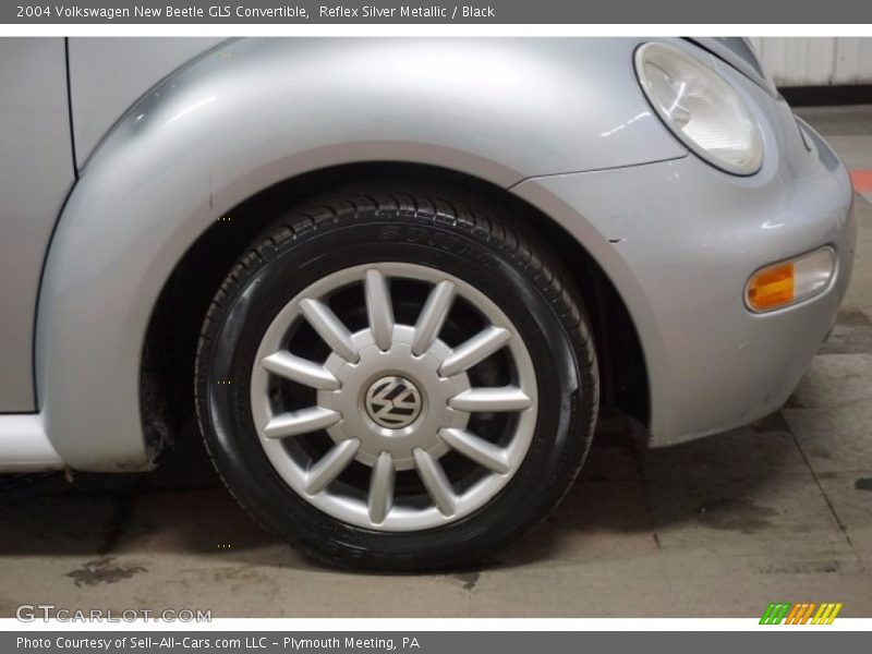Reflex Silver Metallic / Black 2004 Volkswagen New Beetle GLS Convertible