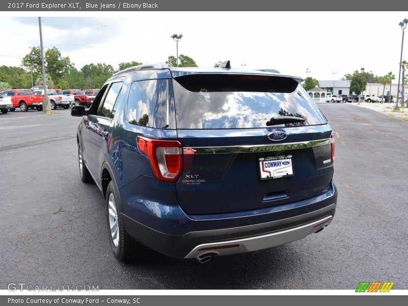 Blue Jeans / Ebony Black 2017 Ford Explorer XLT