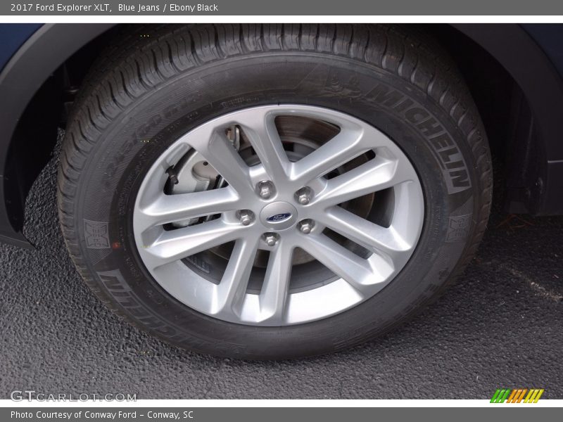 Blue Jeans / Ebony Black 2017 Ford Explorer XLT