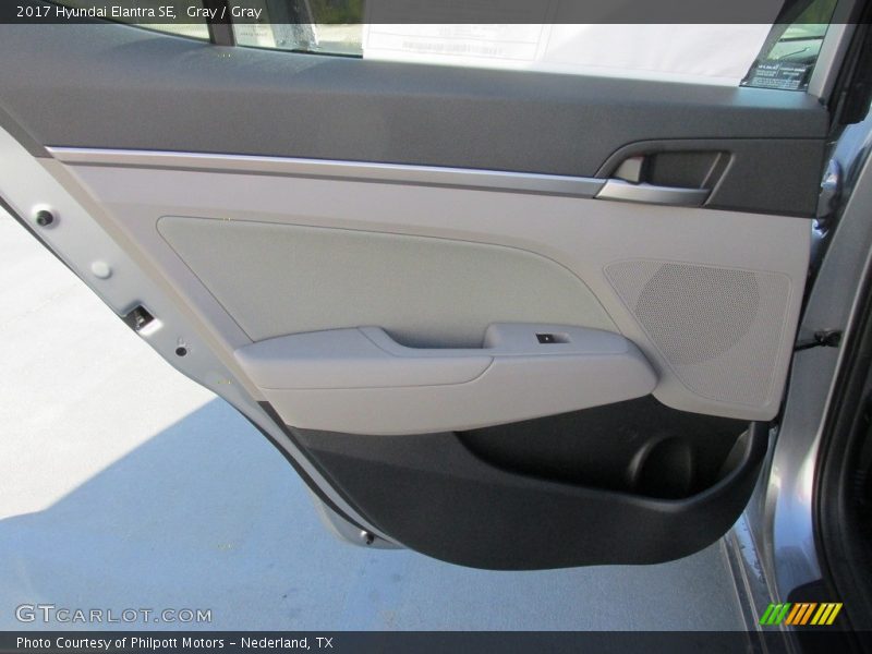 Gray / Gray 2017 Hyundai Elantra SE