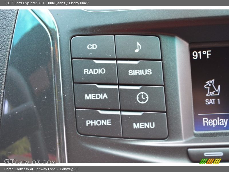 Blue Jeans / Ebony Black 2017 Ford Explorer XLT