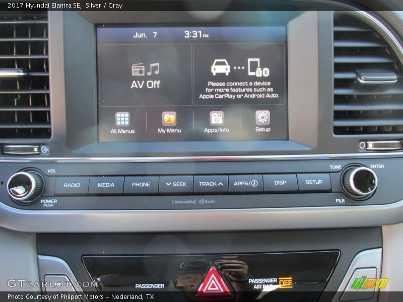 Silver / Gray 2017 Hyundai Elantra SE