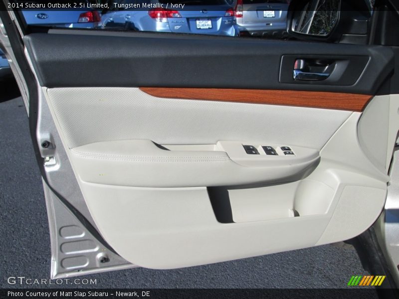 Tungsten Metallic / Ivory 2014 Subaru Outback 2.5i Limited