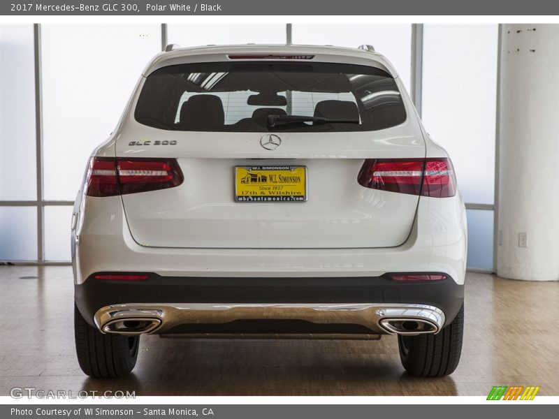 Polar White / Black 2017 Mercedes-Benz GLC 300