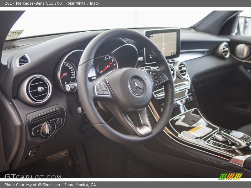 Polar White / Black 2017 Mercedes-Benz GLC 300