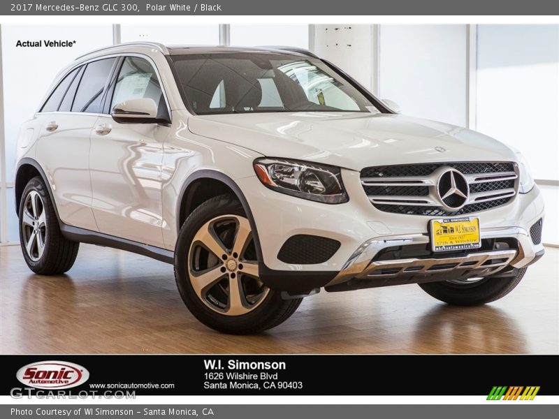 Polar White / Black 2017 Mercedes-Benz GLC 300