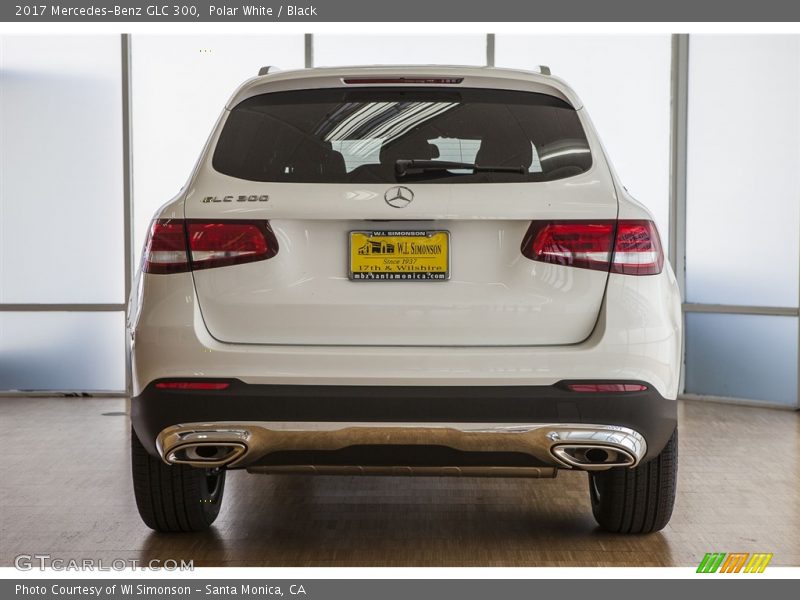 Polar White / Black 2017 Mercedes-Benz GLC 300