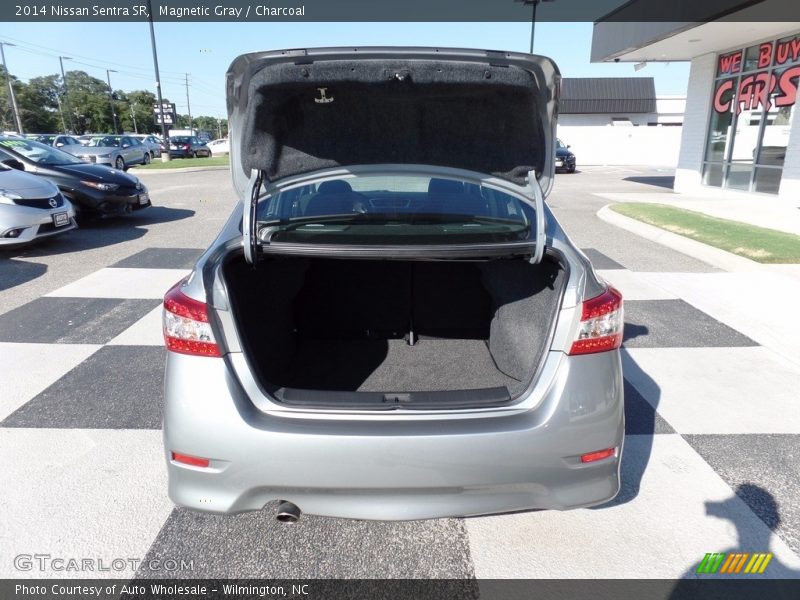 Magnetic Gray / Charcoal 2014 Nissan Sentra SR