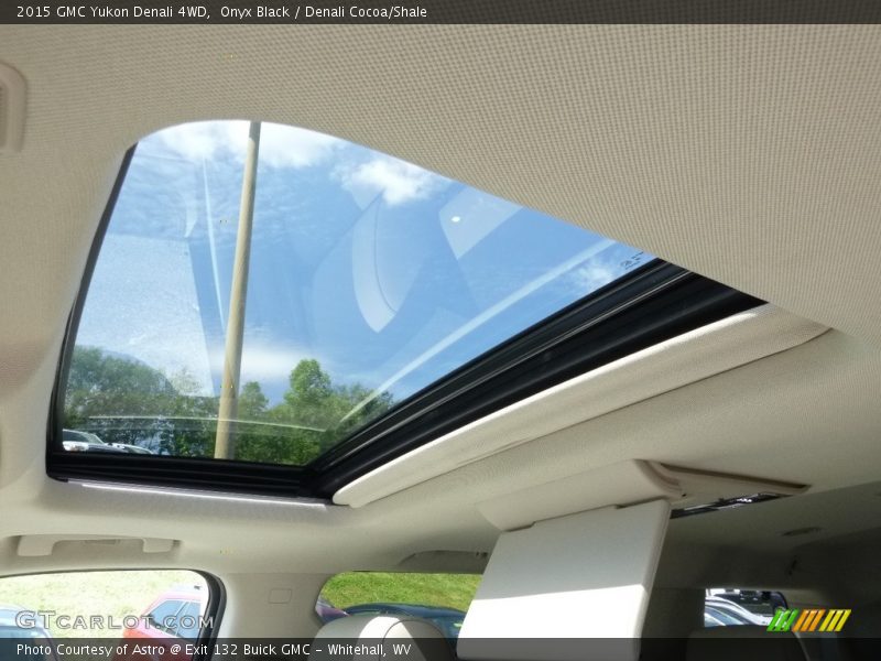 Onyx Black / Denali Cocoa/Shale 2015 GMC Yukon Denali 4WD
