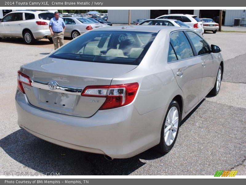 Creme Brulee Metallic / Ivory 2014 Toyota Camry XLE