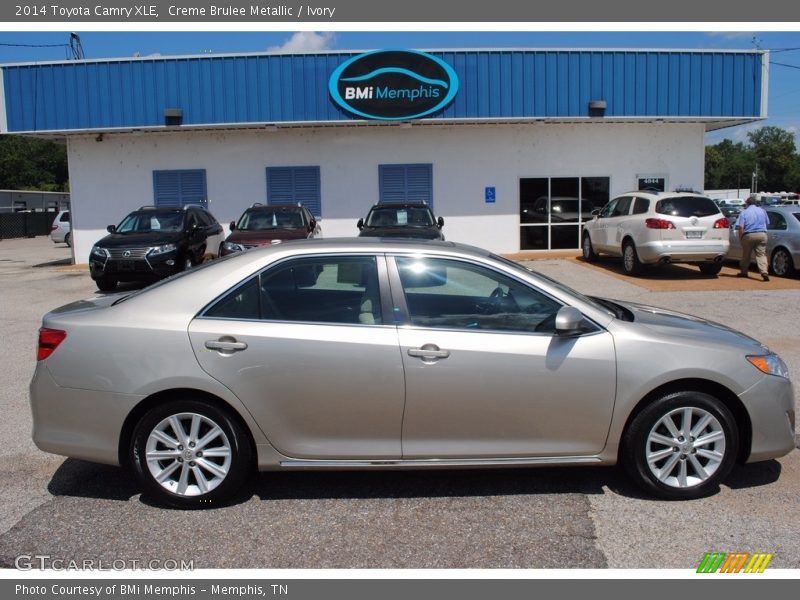 Creme Brulee Metallic / Ivory 2014 Toyota Camry XLE