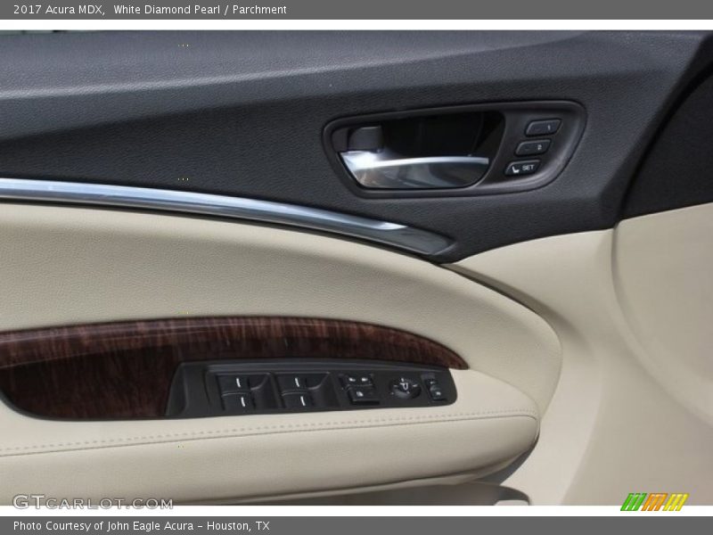 White Diamond Pearl / Parchment 2017 Acura MDX
