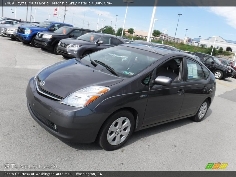 Front 3/4 View of 2009 Prius Hybrid