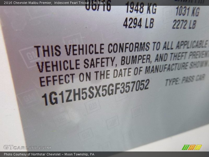 Iridescent Pearl Tricoat / Jet Black 2016 Chevrolet Malibu Premier