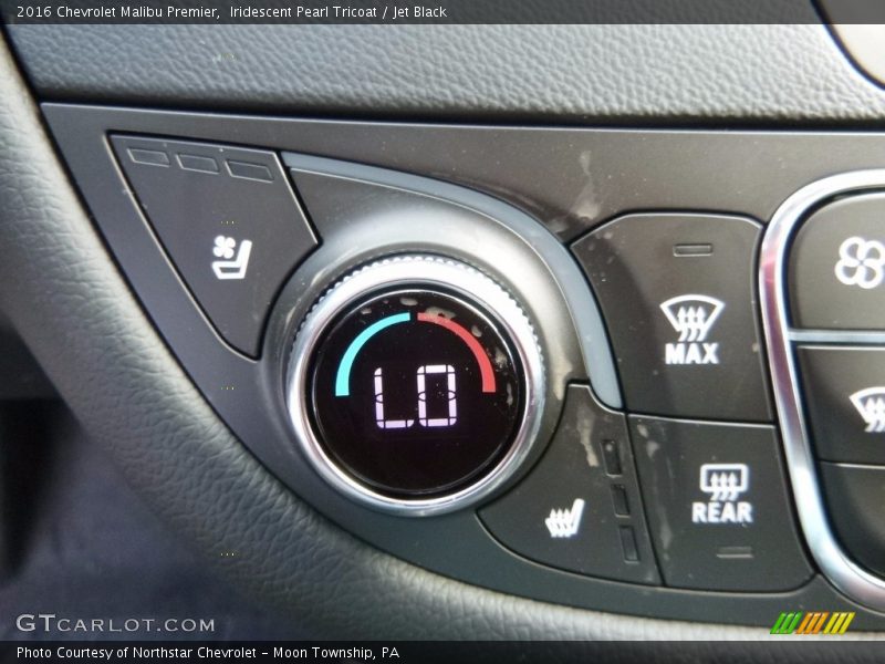 Iridescent Pearl Tricoat / Jet Black 2016 Chevrolet Malibu Premier