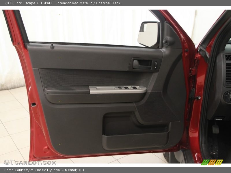 Toreador Red Metallic / Charcoal Black 2012 Ford Escape XLT 4WD
