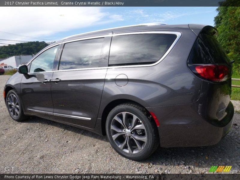 Granite Crystal Metallic / Black/Alloy 2017 Chrysler Pacifica Limited