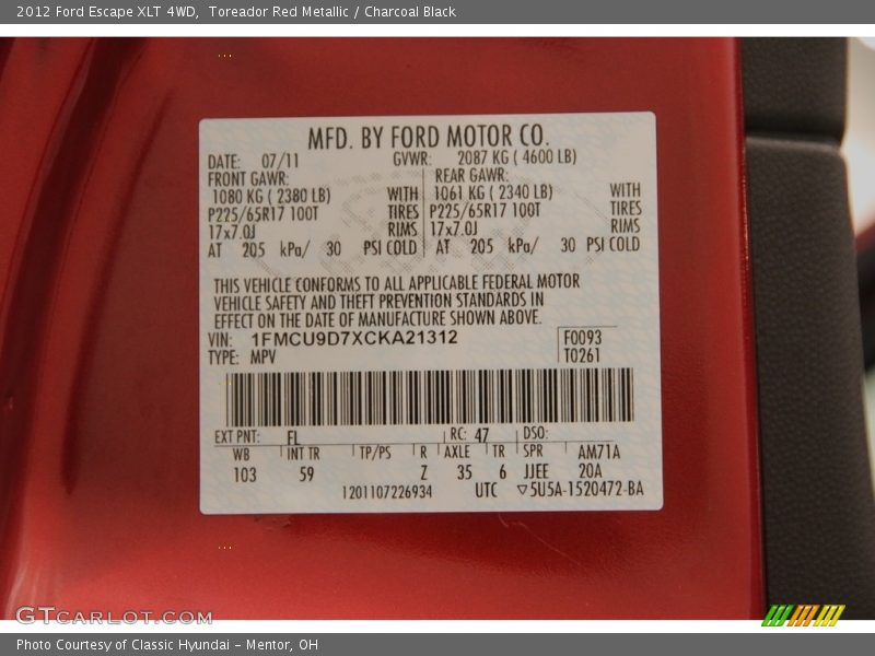 Toreador Red Metallic / Charcoal Black 2012 Ford Escape XLT 4WD