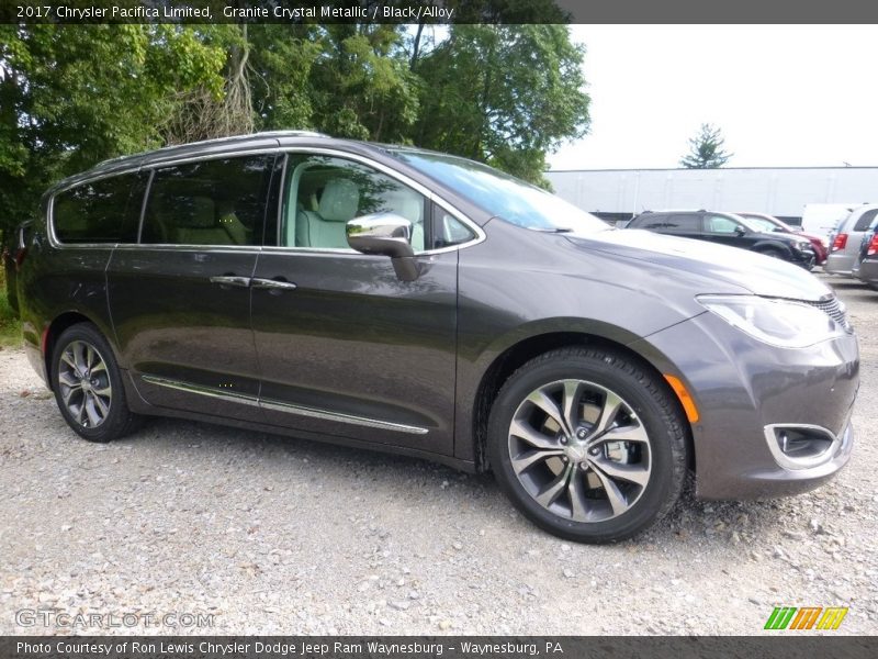 Granite Crystal Metallic / Black/Alloy 2017 Chrysler Pacifica Limited