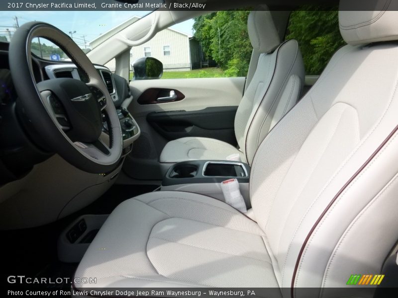 Granite Crystal Metallic / Black/Alloy 2017 Chrysler Pacifica Limited