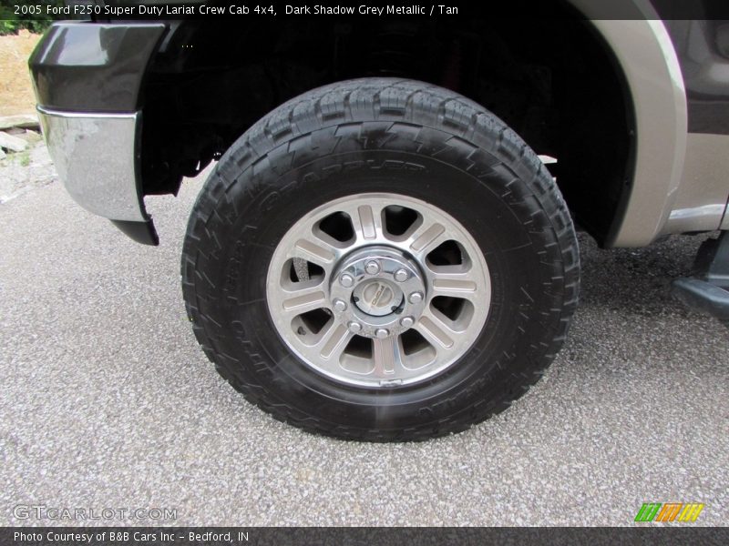 Dark Shadow Grey Metallic / Tan 2005 Ford F250 Super Duty Lariat Crew Cab 4x4